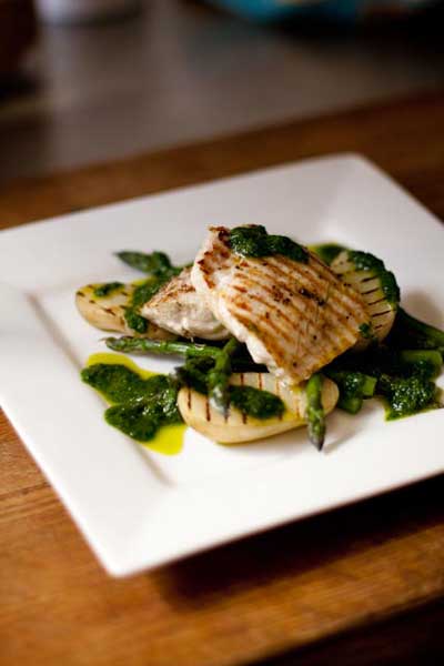 Healthy Eating Angelfish with Grilled Asparagus & Roasted Garlic & Parsley Dressing 