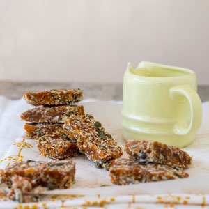 Apricot&PumpkimSeedSnackBars_300x300