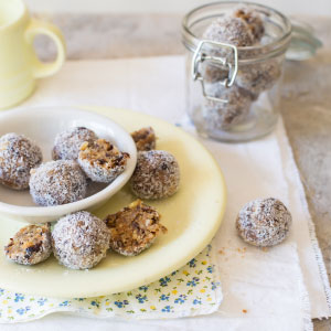Quinoa&PruneBalls_300x300