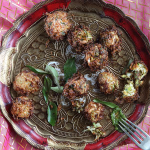 cabbage-pakora-with-mint-chutney_300x300