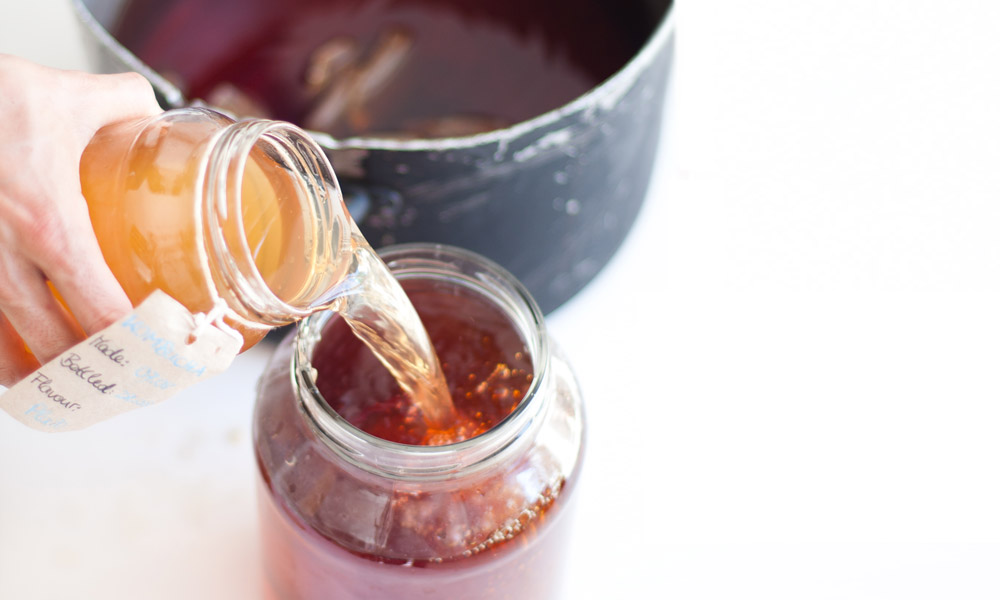 Kombucha-adding-old-mix