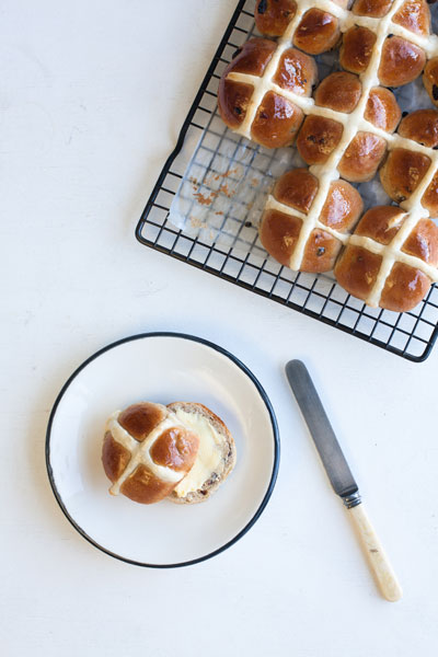 Easter Recipe Round Up Hot Cross Buns