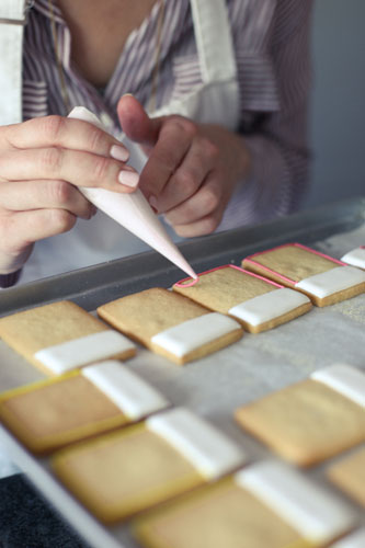 cake decoration with Roxy Floquet