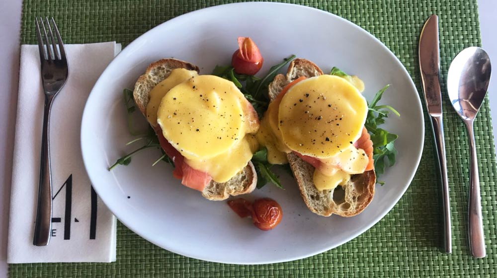 eggs benedict cape town 