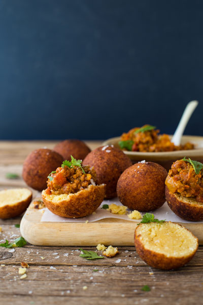 south african heritage day recipes - curried mince vetkoek