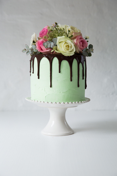 Chocolate Cake with Mint Buttercream and Chocolate Ganache Chocolate Cake with Mint Buttercream and Chocolate Ganache