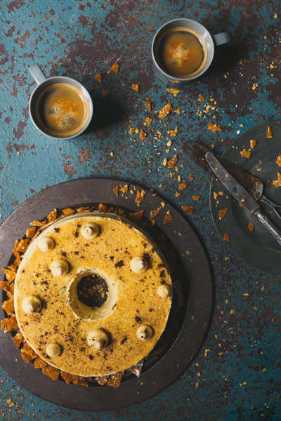 Coffee Chiffon Cake with Pecan Nut Brittle Coffee Chiffon Cake with Pecan Nut Brittle