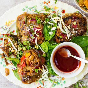 Pan-fried-Rice-Paper-Parcels-with-a-Braised-Short-Rib,-Feta-and-Stirfry-Vegetable-Filling-3x3