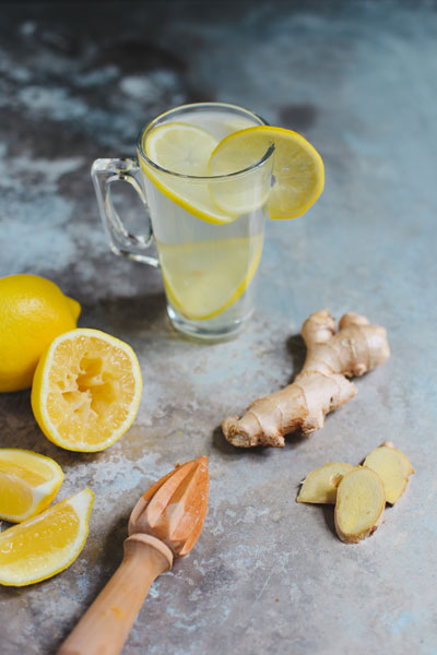 Detox diet - lemon and ginger water