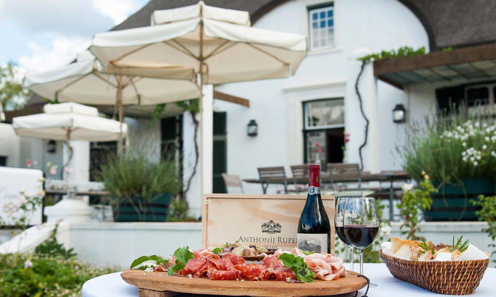 wine tasting in Franschhoek