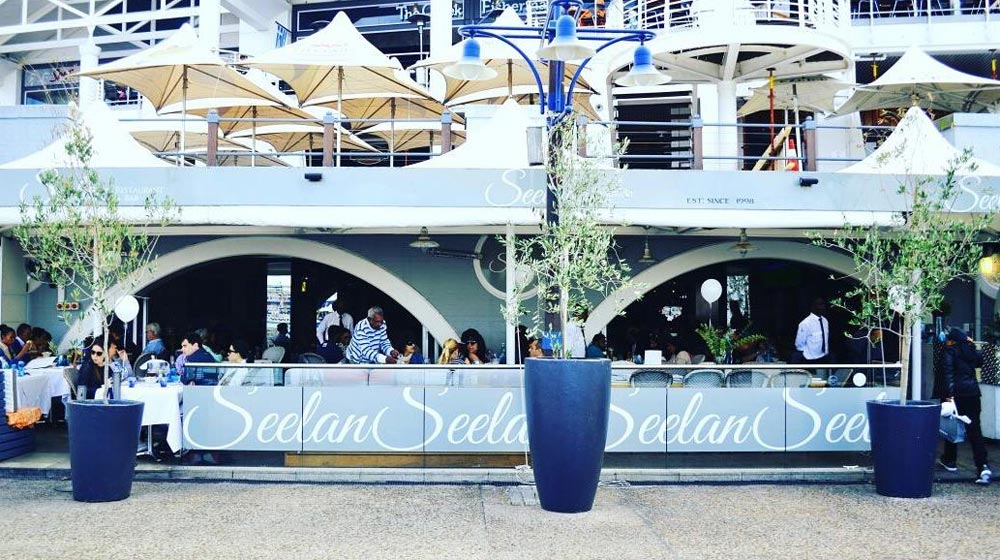 Christmas lunch in Cape Town