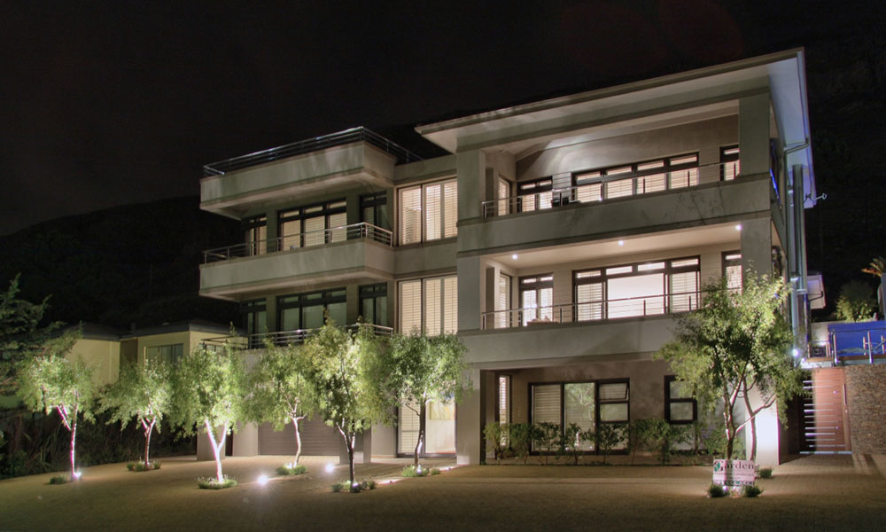 Selkirk House