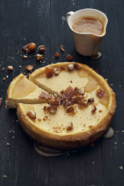 White Chocolate Cheesecake and Caramelised Macadamia Nuts White Chocolate Cheesecake and Caramelised Macadamia Nuts