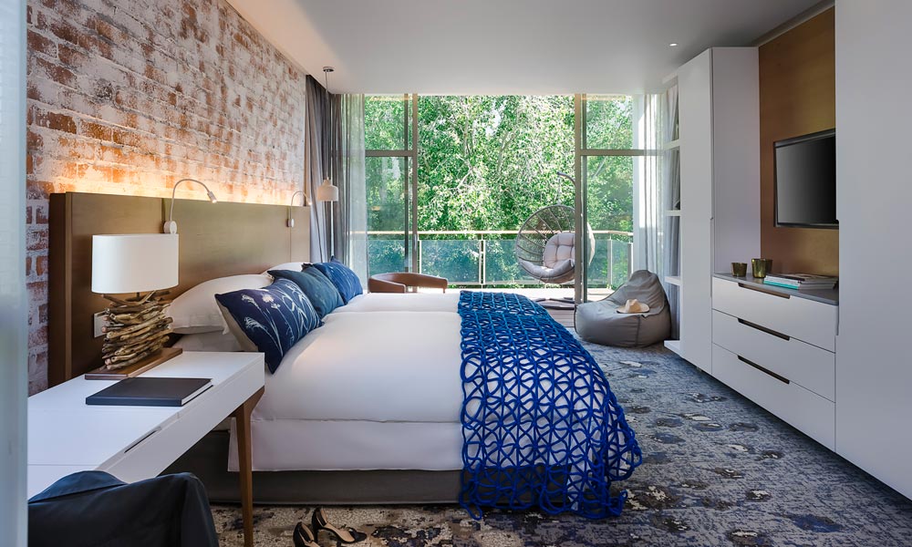 Deluxe Eco-Friendly Apartments