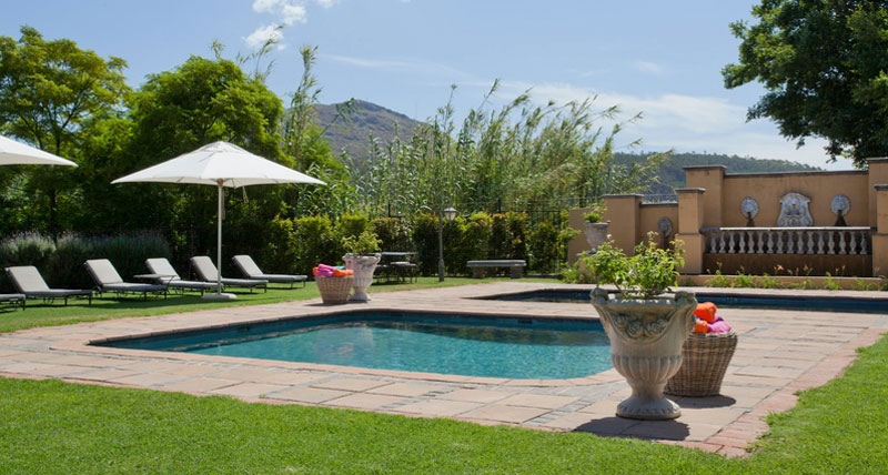Franschhoek Country House pool area
