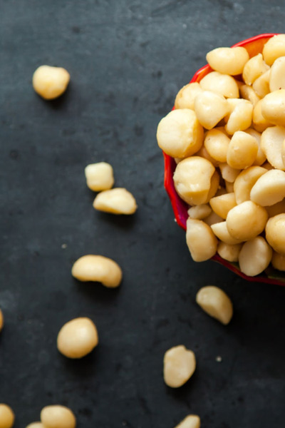 Nut Guide: Macadamia nuts Nut Guide: Macadamia nuts