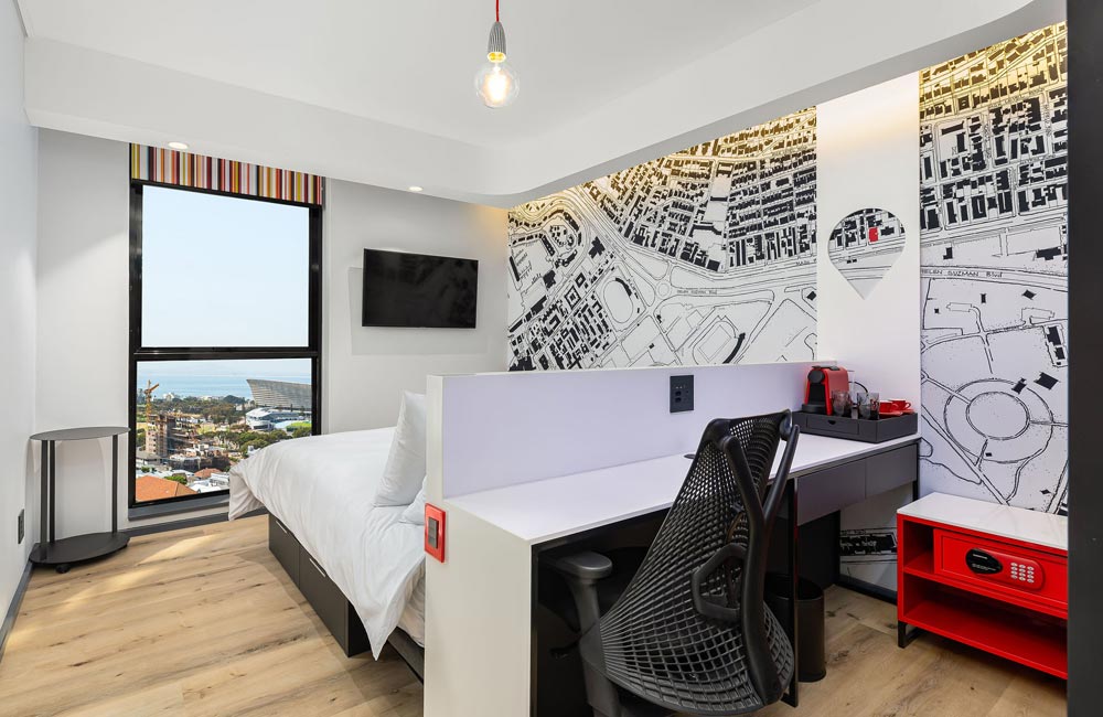 Desk Area Best Western Cape Town