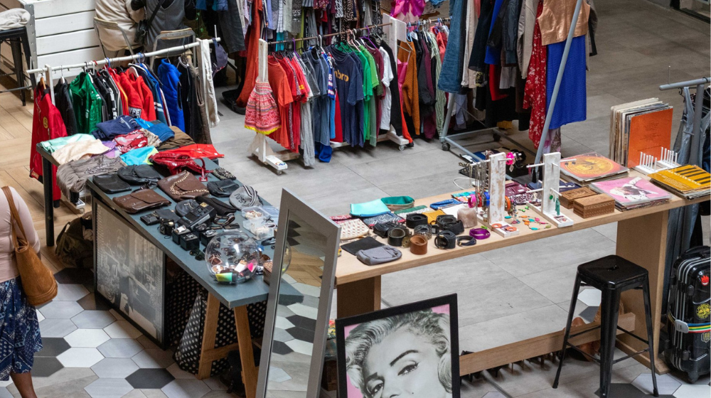 Cape Town thrift market 