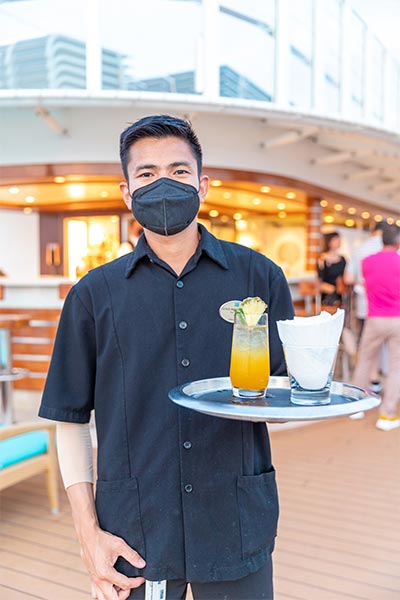 staff Norwegian Cruise Lines